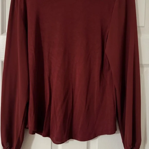 LOFT Deep Red Women's Blouse - Picture 2 of 2
